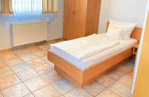 Rhein-Erft-Kreis District House | Double room - HV Vintage Hotels & Investments GmbH