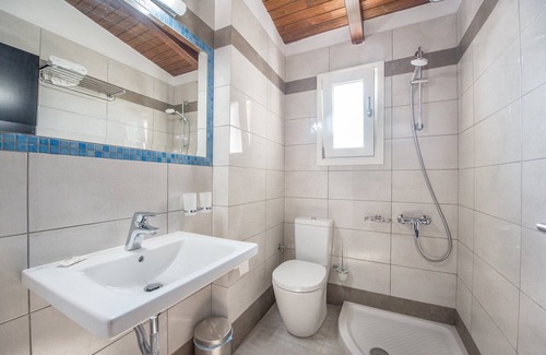 Kamena Vourla House | DOUBLE ROOM IN A HOTEL 3Sterne