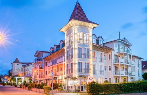 Kuehlungsborn Apartment | Double room in the main building - Hotel Residenz Waldkrone Kühlungsborn GmbH & Co.KG