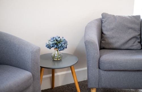 Gorseinon Apartment | Double Room, Kitchen, Parking