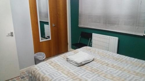 Dover House | Double room located within walking distance to seaside and town