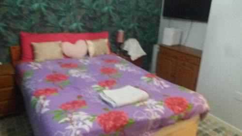 Dover House | Double room located within walking distance to seaside and town