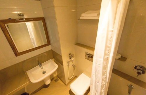 Kochi Bed & Breakfast | Double Room No:103.The Westface Cochin