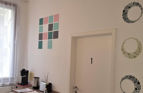 Mitte Apartment | Double room-Shared Bathroom-Zi 1-2-3 (1.OG.)