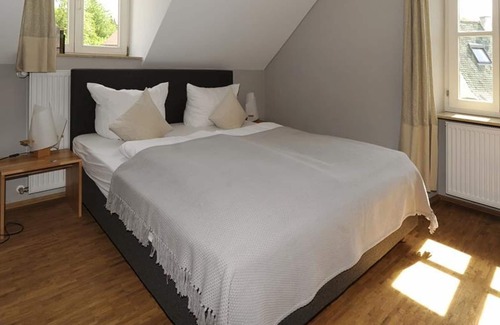 Klingenmuenster House | Double room shower / WC, standard - Stiftsgut Keysermühle