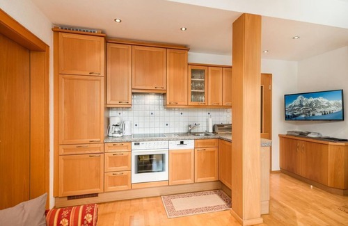 Leogang Bed & Breakfast | Double room, shower, WC - Herzog, Haus