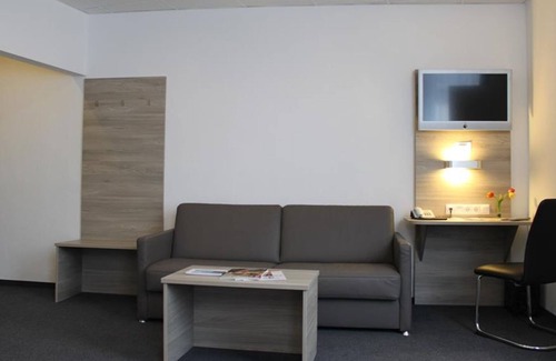 Sued House | Double room, shower, WC - TOP Hotel Hohenstaufen