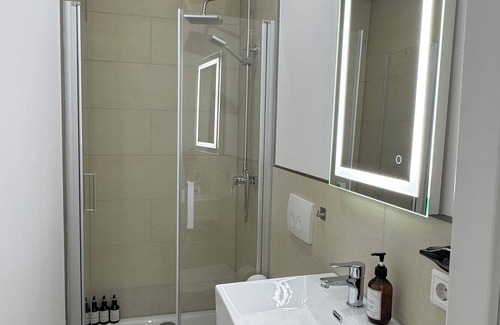 Oberbilk House | Double room with bathroom
