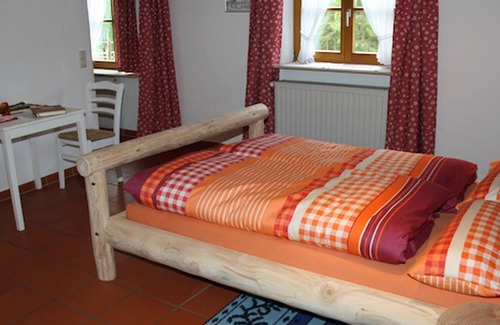 Braeunlingen Apartment | Double room with breakfast, shower and toilet