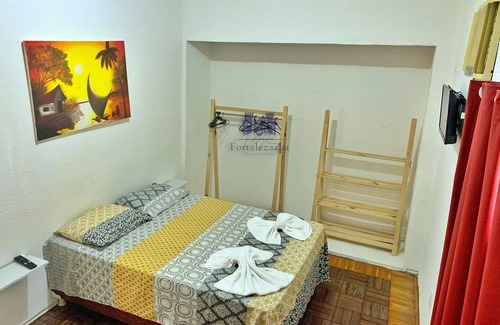 Aldeota House | Double room with private bathroom, Wi-Fi, air conditioning and TV.