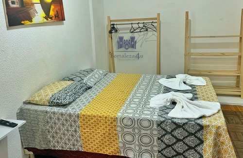 Aldeota House | Double room with private bathroom, Wi-Fi, air conditioning and TV.