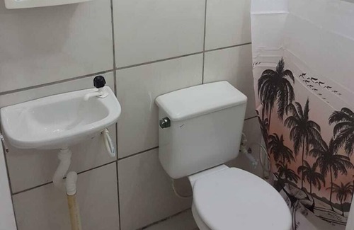 Aldeota House | Double room with private bathroom, Wi-Fi, air conditioning and TV.