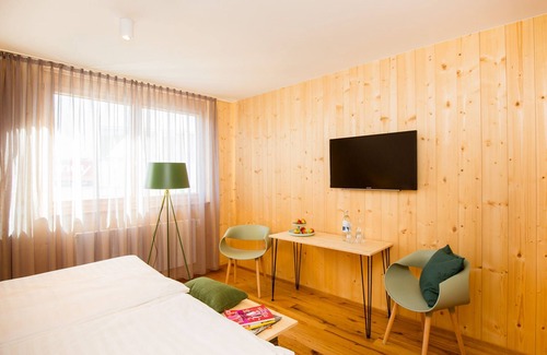 Lautlingen Apartment | Double room with shower/WC