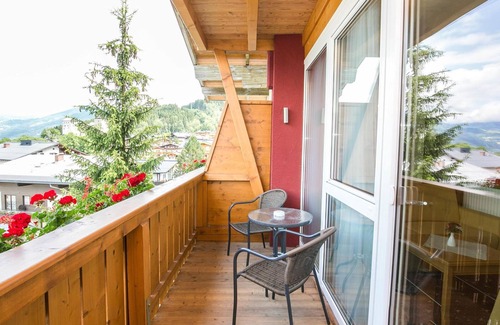 Kaprun Apartment | Double room with shower od. Bath, WC - pampering hotel Vötters sports crystal