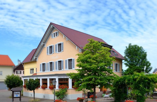 Steinbach Apartment | Double room without balcony, shower and WC, max. 2 persons