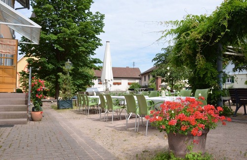 Steinbach Apartment | Double room without balcony, shower and WC, max. 2 persons