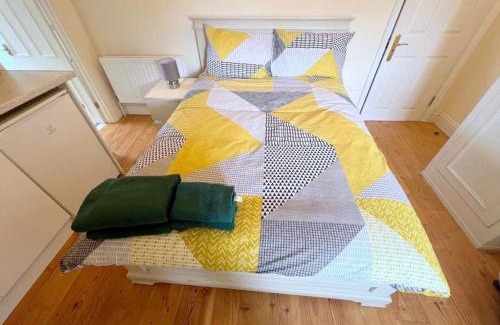 Sutton South Apartment | Double Studio in Sutton (South London)
