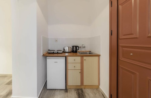 Kalamaki Apartment | Double Studio with Terrace