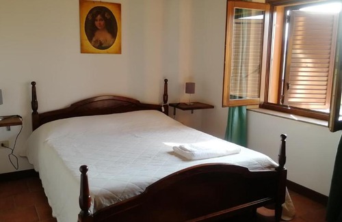 Treia House | double twin room private bathroom for swimming pool use
