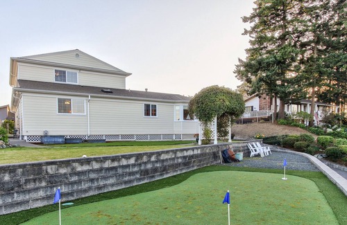 Anacortes House | Double Water Views Greet You at Serenity by the Sea in Anacortes