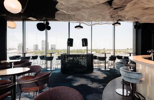 Nieuwmarkt en Lastage Hotel | DoubleTree by Hilton Amsterdam Centraal Station