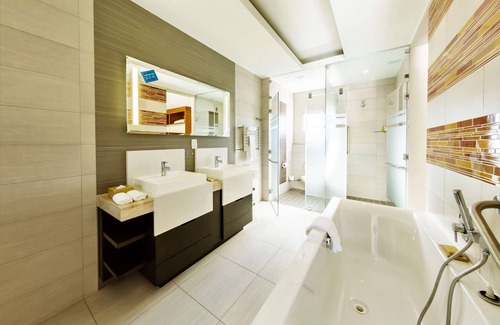 Salt River Hotel | DoubleTree by Hilton Cape Town - Upper Eastside