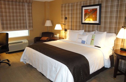 Mount Saint Joseph Hotel | DoubleTree by Hilton Cincinnati Airport