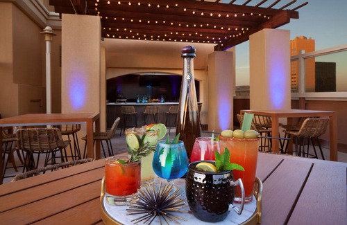 Downtown El Paso Hotel | DoubleTree by Hilton El Paso Downtown