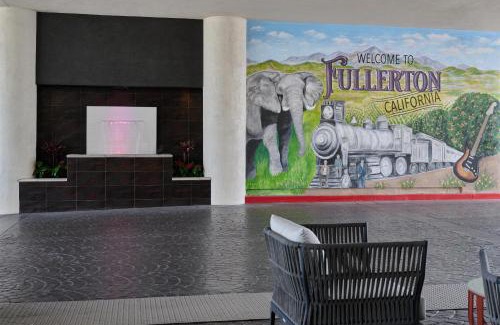 Fullerton Hotel | Doubletree By Hilton Fullerton