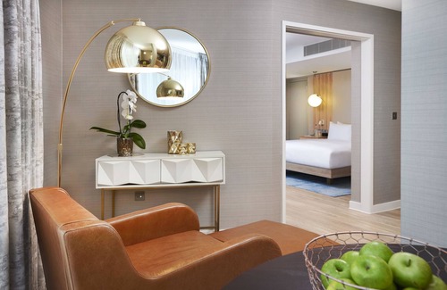 Custom House Hotel | DoubleTree by Hilton Hotel London ExCel