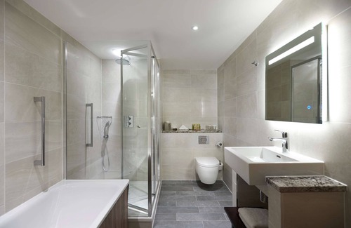 Custom House Hotel | DoubleTree by Hilton Hotel London ExCel