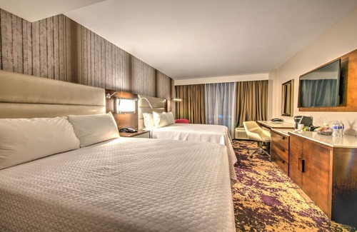 US 290 Hotel | DoubleTree by Hilton Houston Brookhollow