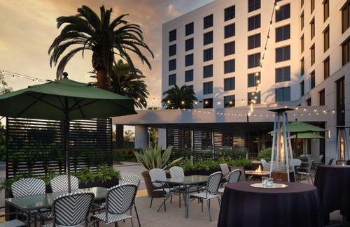 Irvine Hotel | DoubleTree by Hilton Irvine Spectrum