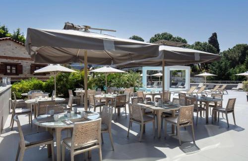 Kusadasi City Centre Hotel | DoubleTree by Hilton Kusadasi