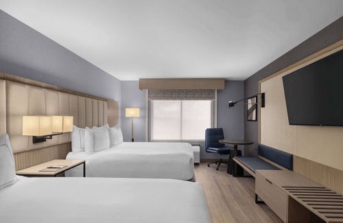 Paradise Hotel | DoubleTree by Hilton Las Vegas Airport