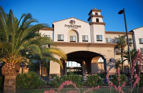 Gilbert Hotel | DoubleTree by Hilton Phoenix-Gilbert