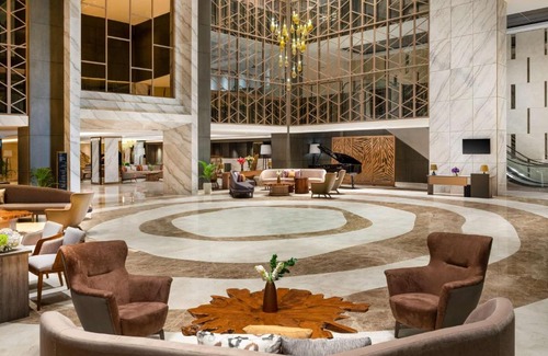 Surabaya Hotel | DoubleTree by Hilton Surabaya