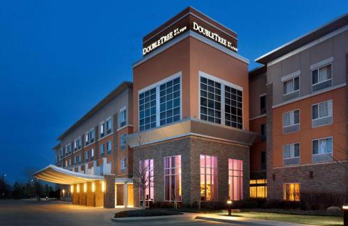 Central Oklahoma City Hotel | DoubleTree by Hilton Hotel Oklahoma City Airport