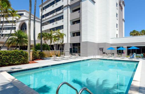 West Palm Beach Hotel | DoubleTree by Hilton Hotel West Palm Beach Airport