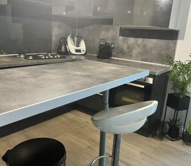 La Valsiere Apartment | Douce Escapade Sud 7 pers Wi-Fi parking gratuit