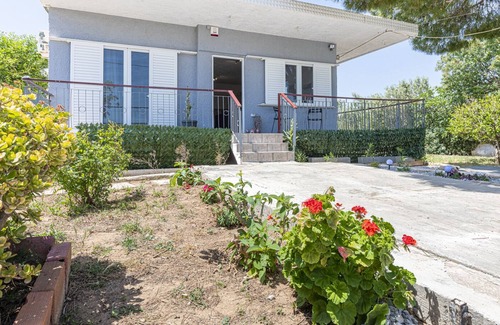 Spata-Artemida Cottage | Doukas House Cottage with vineyard, Artemis