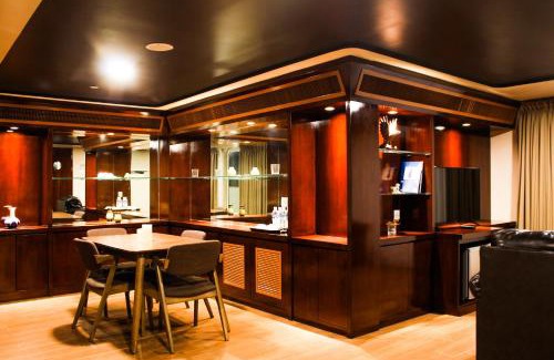 Sebung Hotel | Doulos Phos The Ship Hotel