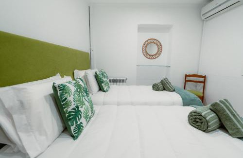 Vila Nova de Gaia Hostel | Douro Garden - Authentic Portuguese Guesthouse