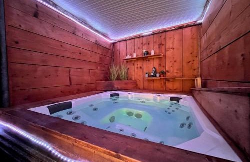 Tassin-la-Demi-Lune Apartment | Doux Pavillon - L'évasion - Jacuzzi & Sauna