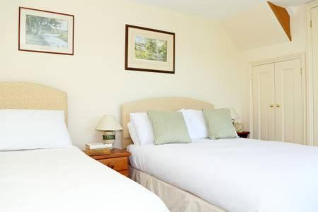 Elkstone House | Dove Lodge