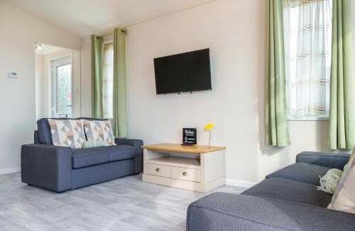 Fenny Bentley Apartment | Dove Lodge - Peak District Cabin