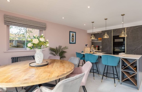 Easingwold House | Dovecote House - Luxury Town House in centre of Market Town