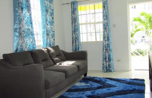 Dover Apartment | Dover Apt 1 by Dover Beach