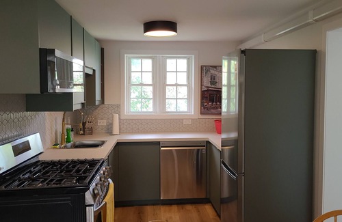 Port Dover Apartment | Dover Family Hideaway