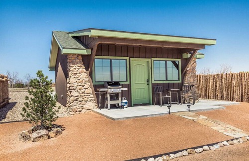 Canyon Cabin | Doves Rest Cabins - Phantom Cabin on the North Rim of Palo Duro Canyon